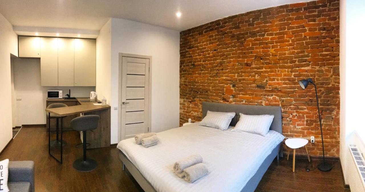 Vip Apartment Ploscha Rynok Leopoli Esterno foto